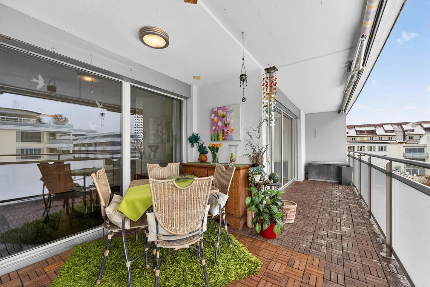 Moderne 2.5-Zimmer-Wohnung mit Balkon und Garage in Luzern - Foto 7 von 8