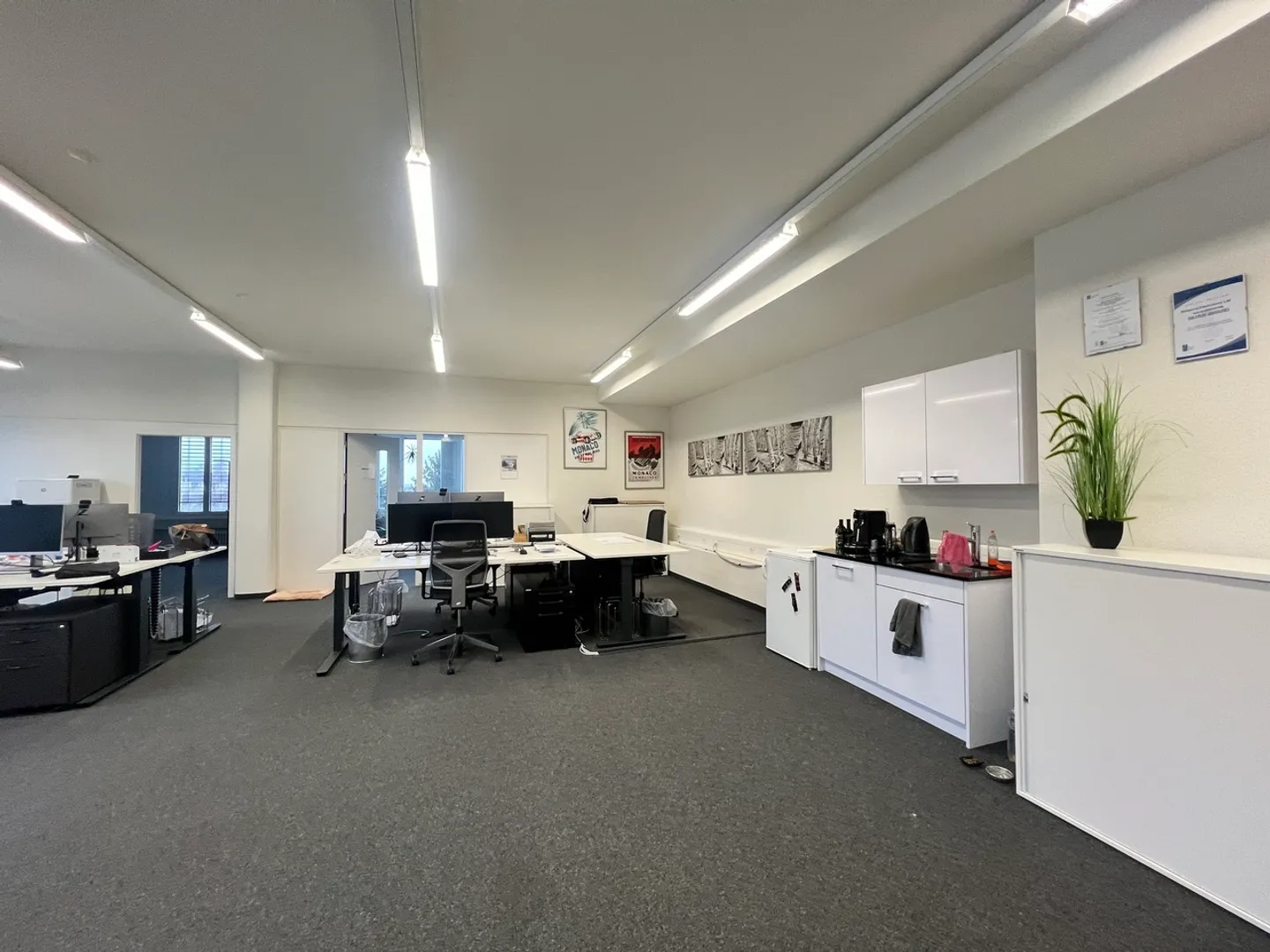 Your new office space in Kloten - central, practical and versatile - Photo 3 of 7