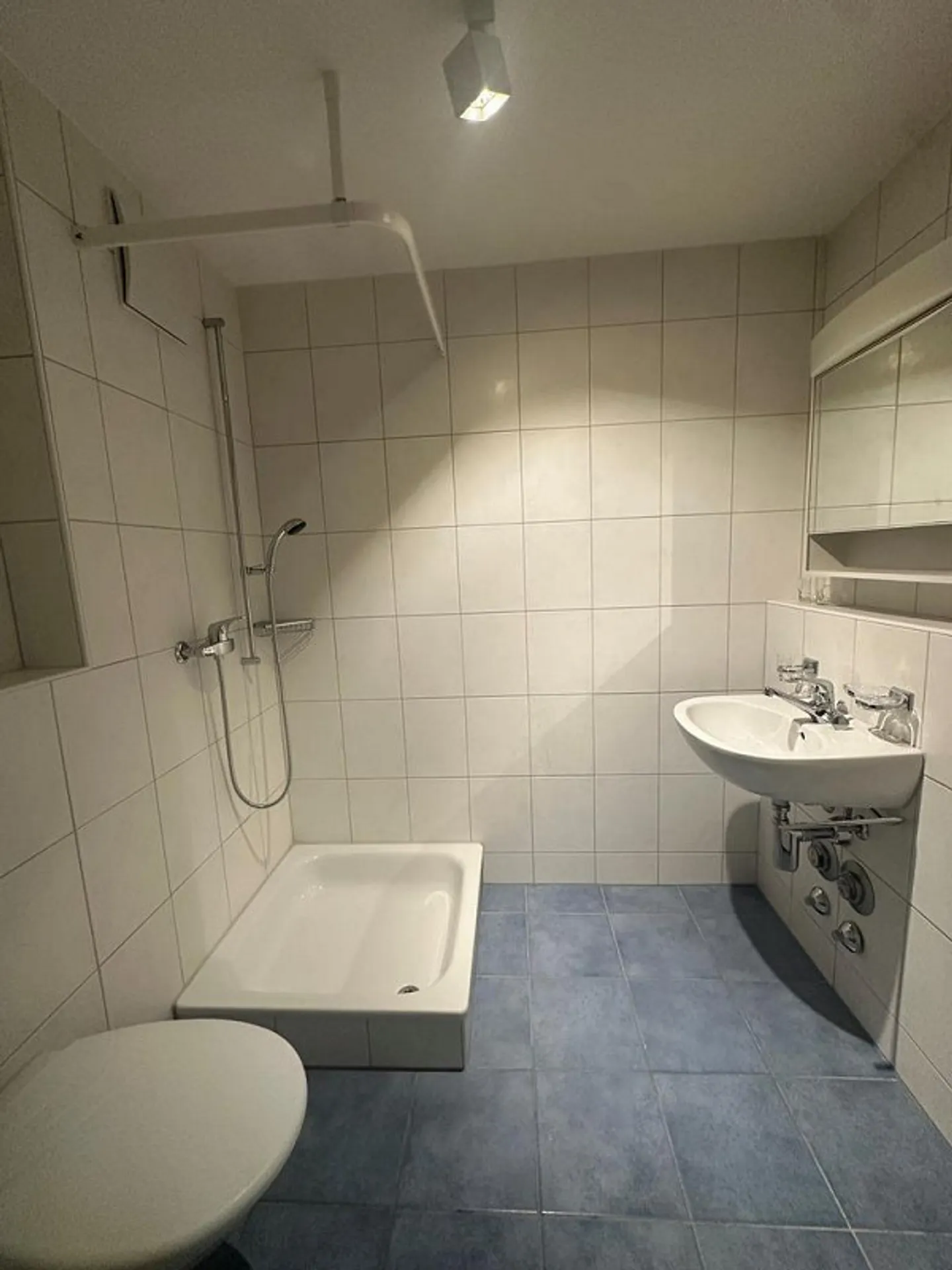 Beau logement dans le meilleur emplacement - Photo 3 sur 10
