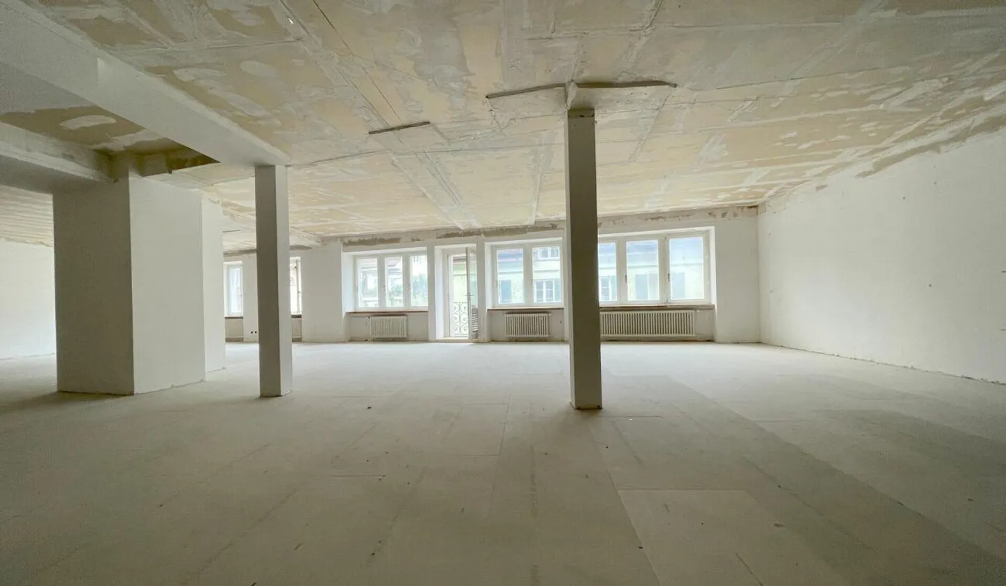 Bureau | Espace de Pratique sur la Weggisgasse à Forte Fréquence - Photo 6 sur 7