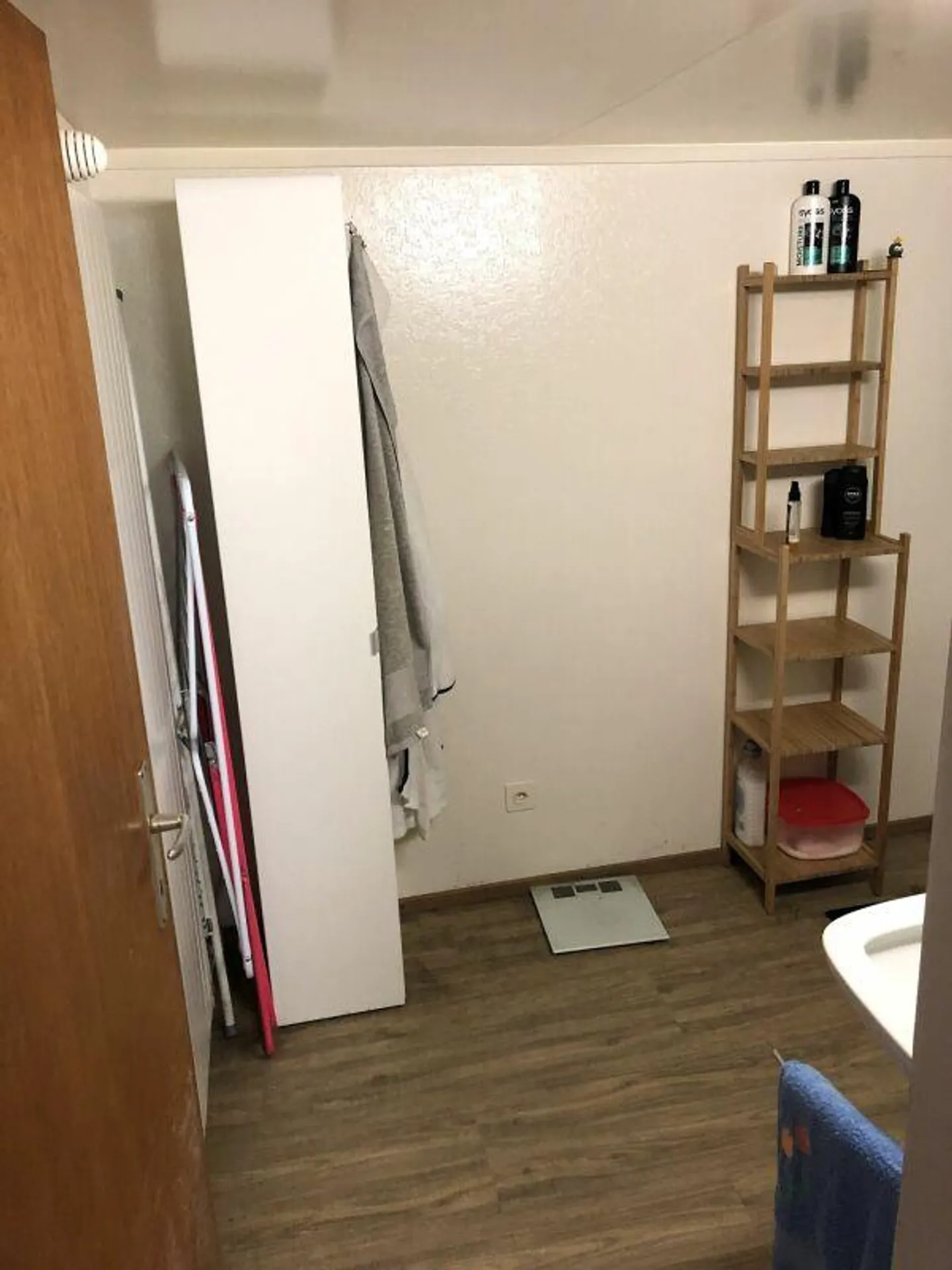 Appartement 2.0 pièces confortable, emplacement central - Photo 8 sur 10