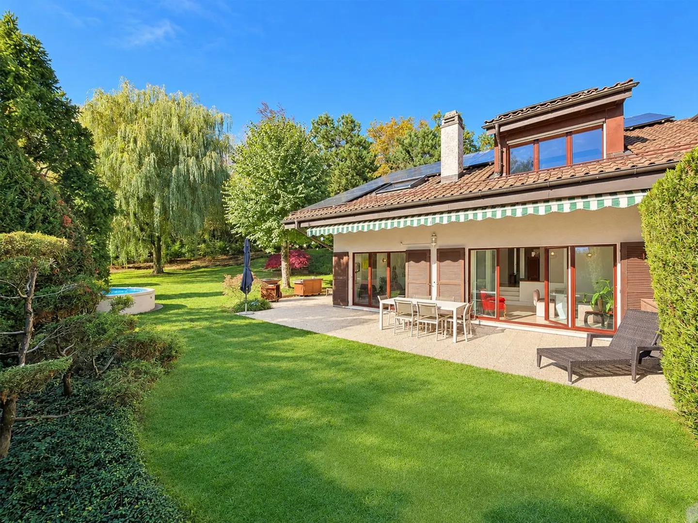 Charming Twin Villa in Lausanne - Photo 1 of 8