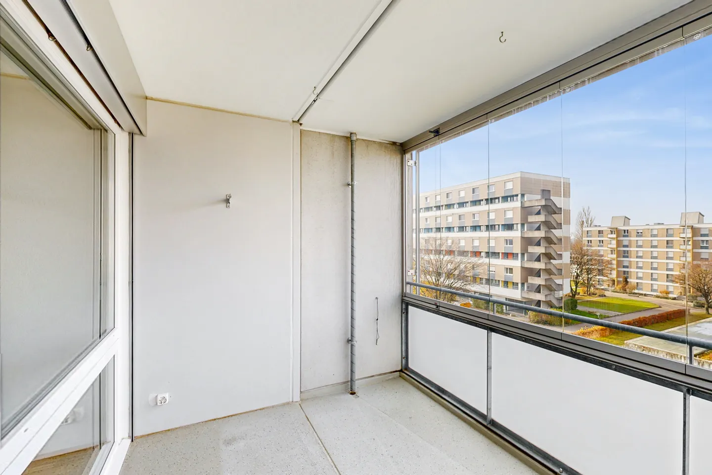 Charming Apartment in Family Area - Photo 9 of 10