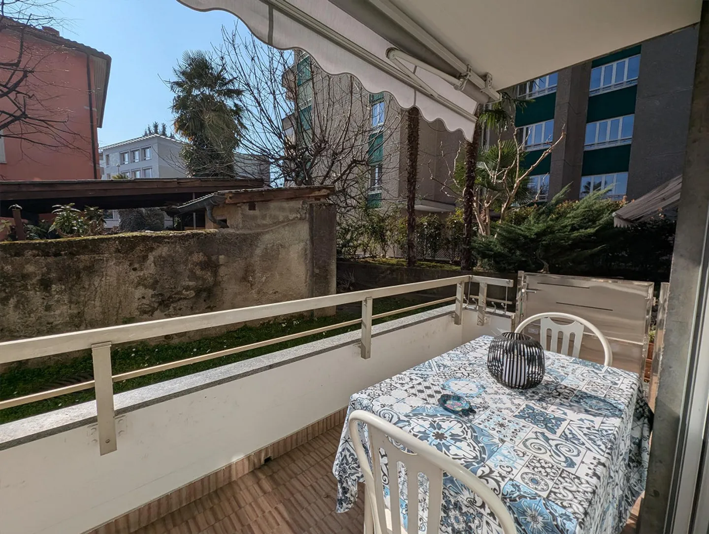 Appartamento accogliente di 3,5 stanze con terrazza e giardino - Foto 11 di 14