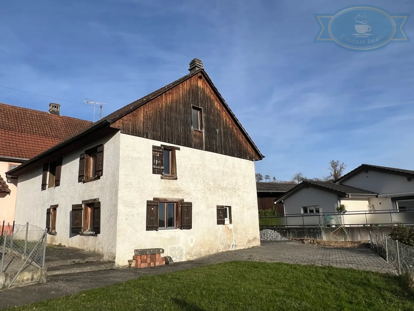Maison rénovée dans une impasse au hameau de Mormont - Photo 2 sur 10