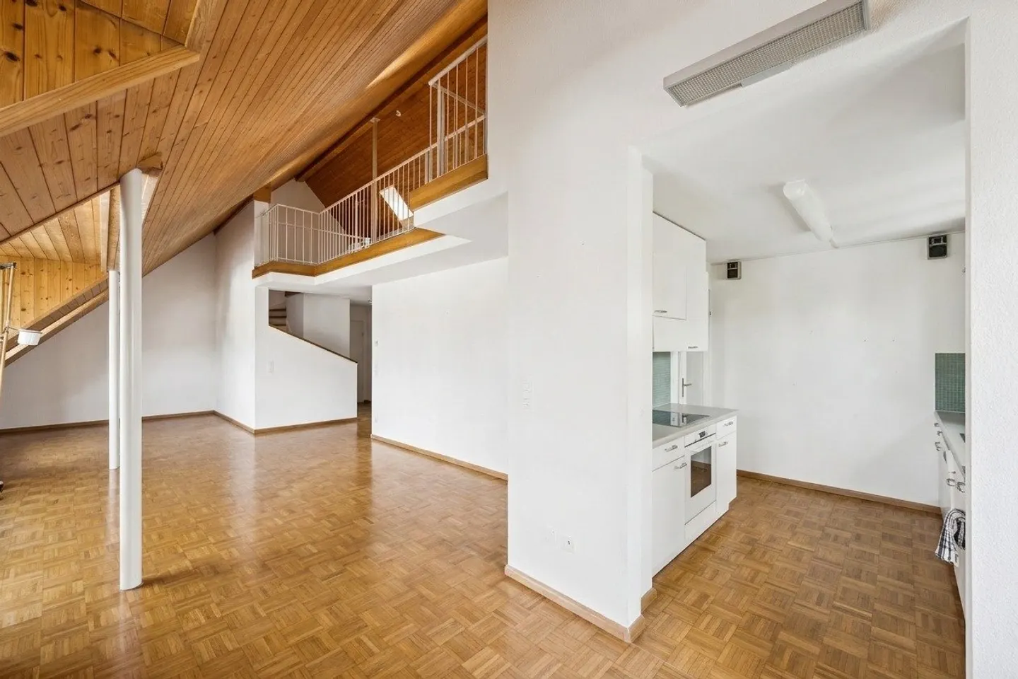 Duplex Incantevole ad Aesch - Foto 2 di 7