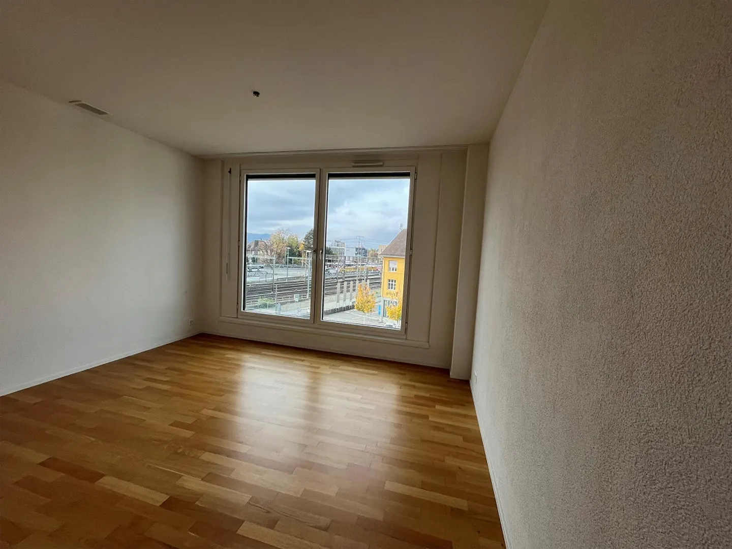 Looking for a shared room? - Photo 5 of 7