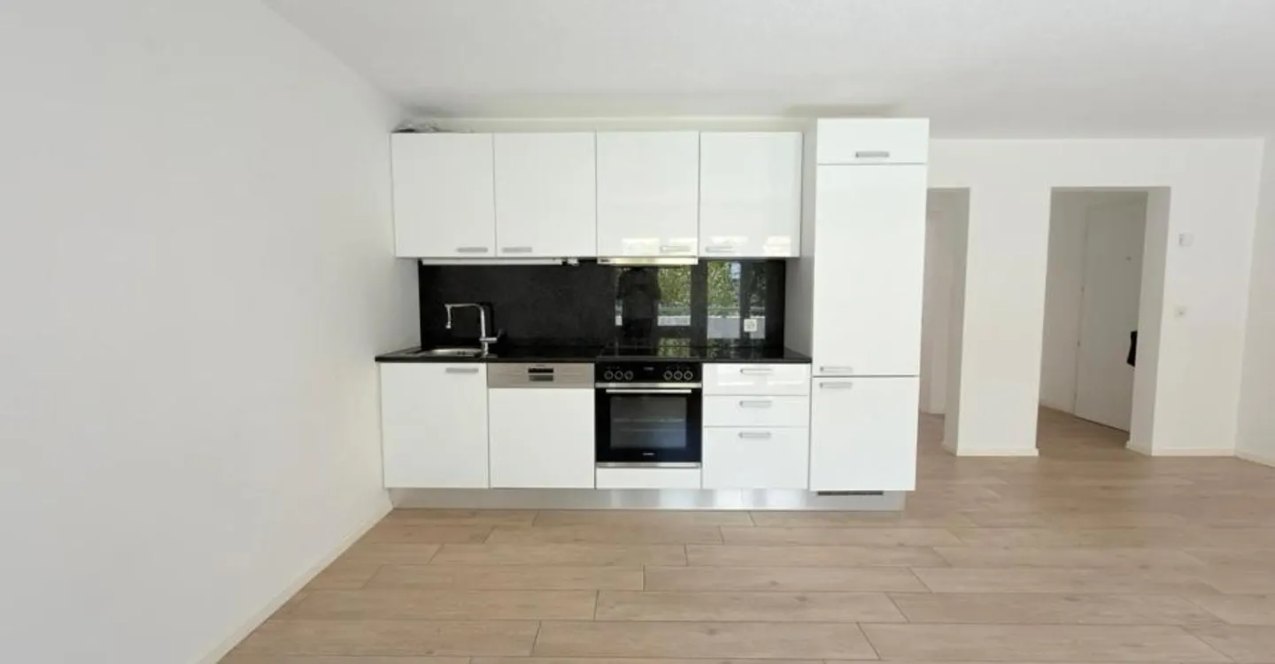 Appartement lumineux de 3.5 pièces avec balcon à Nidau - Photo 6 sur 9