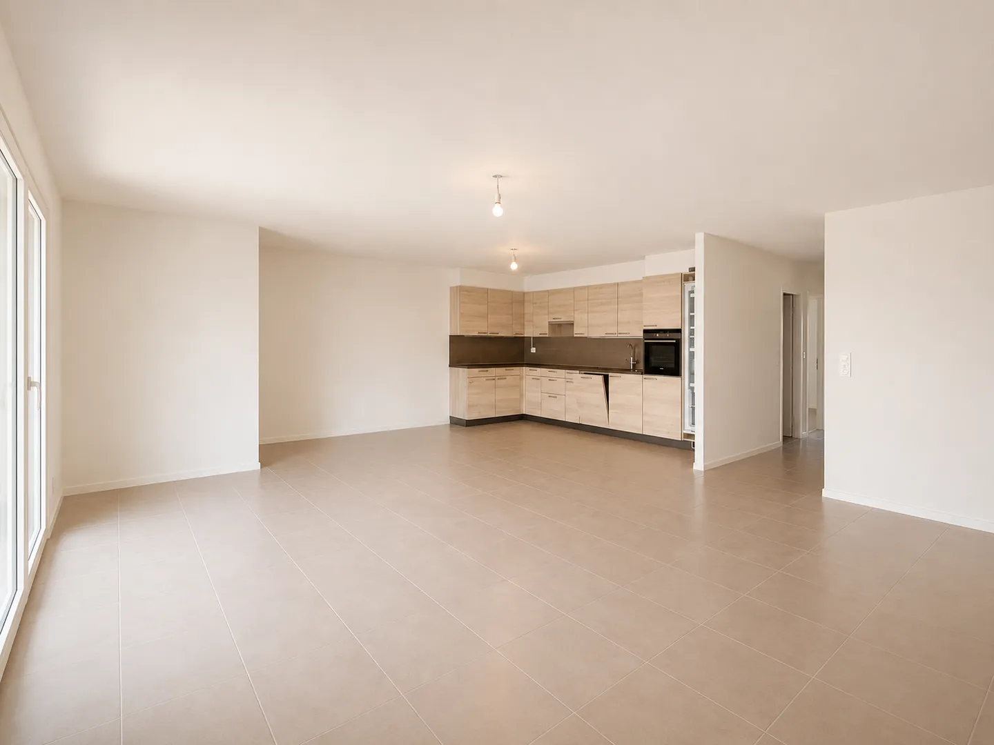 Apartment with 4.5 rooms - Photo 3 of 10