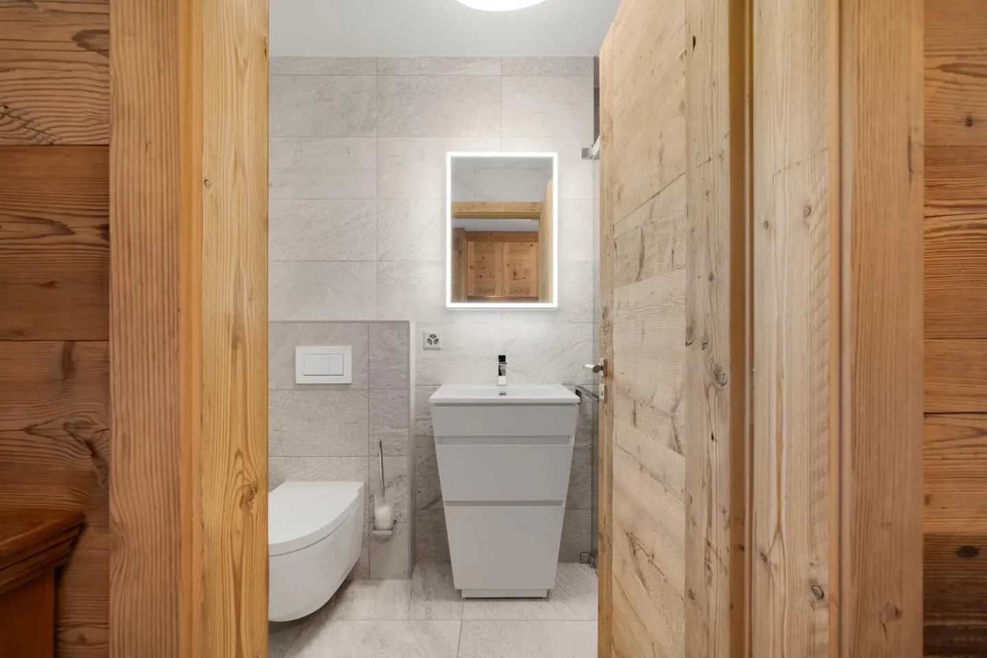 Appartement de Luxe avec Jardin - Photo 5 sur 13