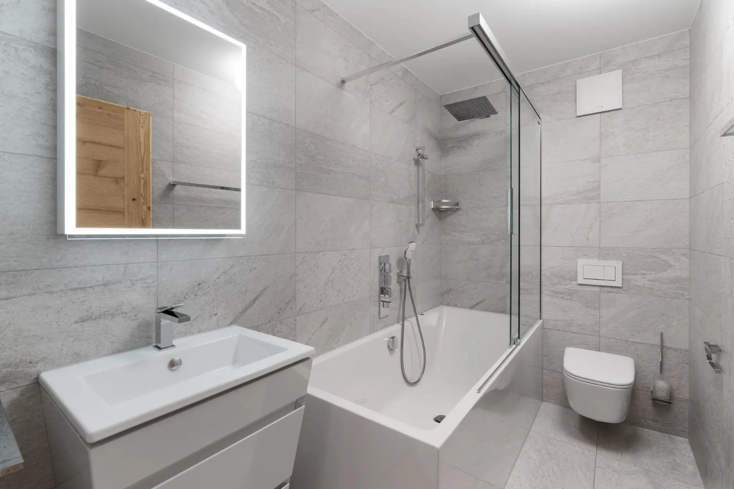 Appartement de Luxe avec Jardin - Photo 9 sur 13