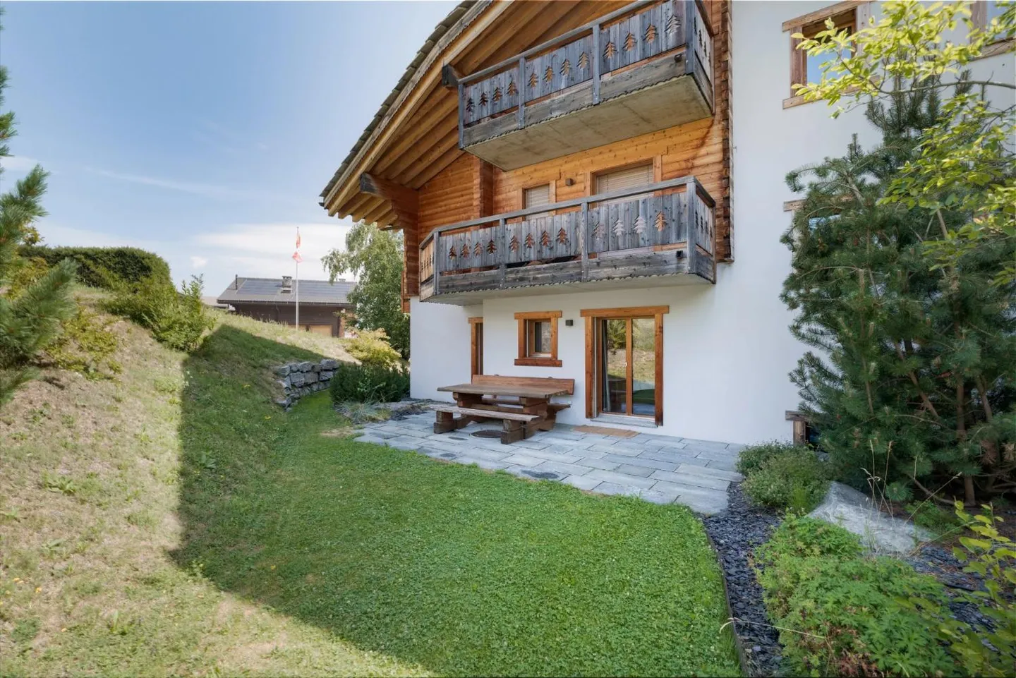 Appartement de Luxe avec Jardin - Photo 12 sur 13
