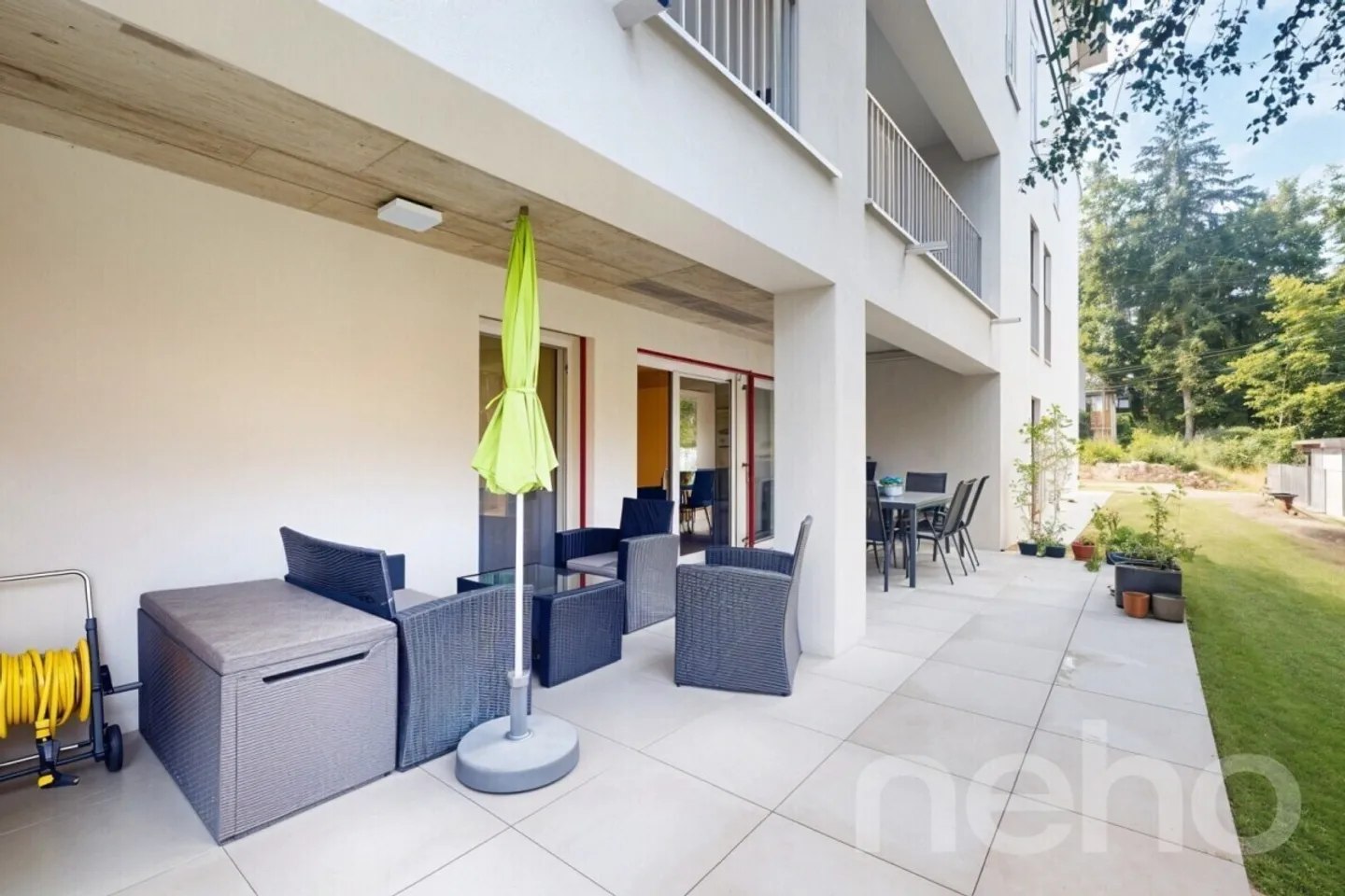 Bell'appartamento nuovo con giardino in una piccola condominio - Foto 2 di 12