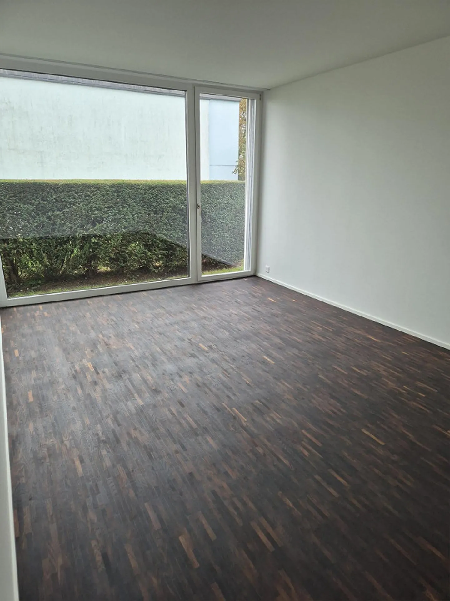 3.5-Zimmerwohnung an ruhiger Lage mit Blick auf den Pfannenstiel - Foto 5 von 9