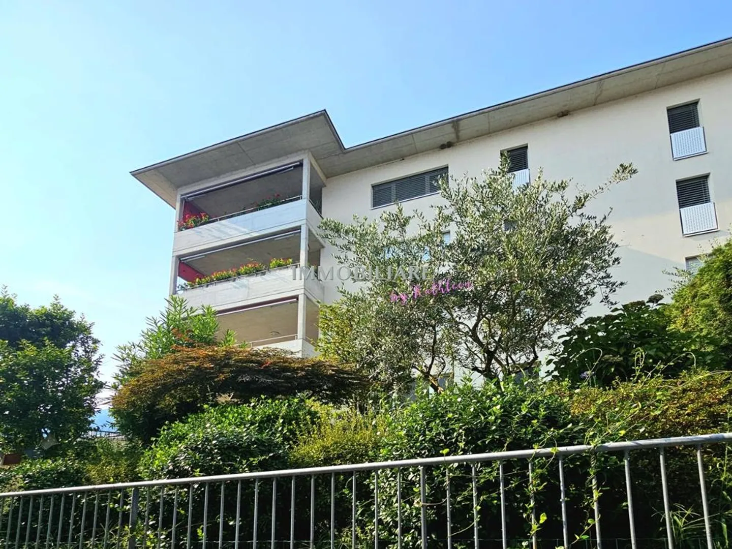 Appartamento luminoso con giardino - Foto 14 di 14