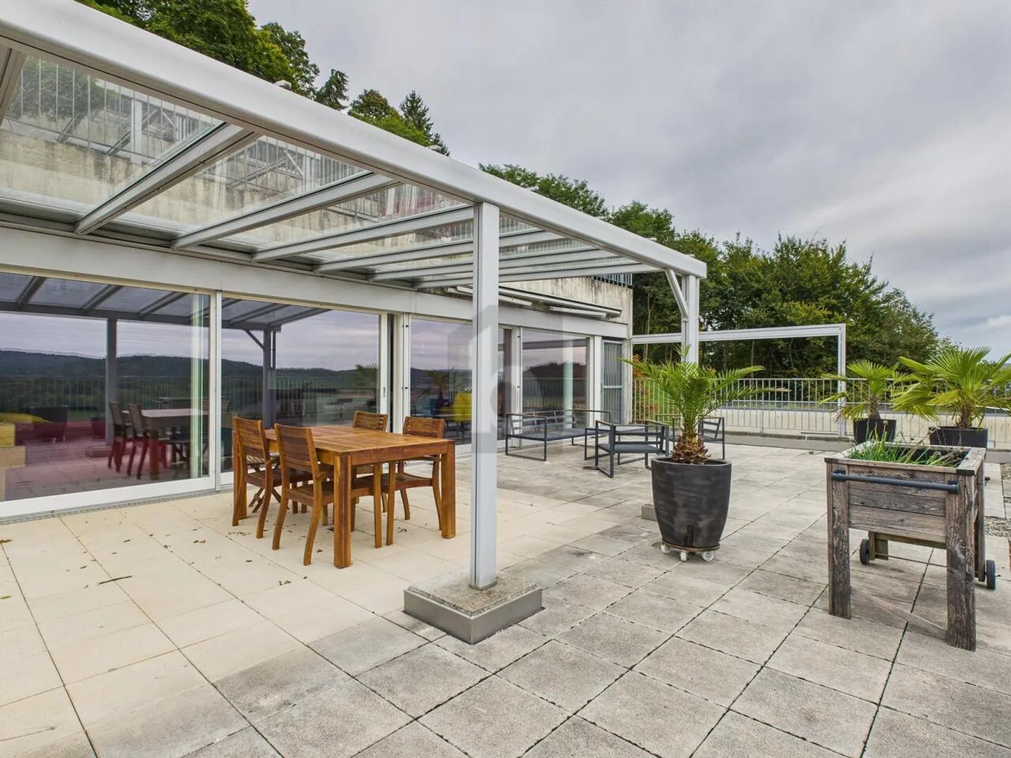 Terrassenwohnung mit Alpenblick - Foto 1 von 6