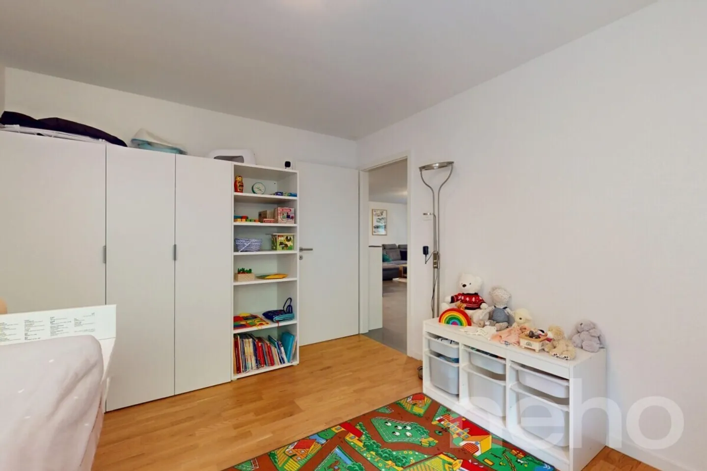 Bell'appartamento nuovo con giardino in una piccola condominio - Foto 9 di 12