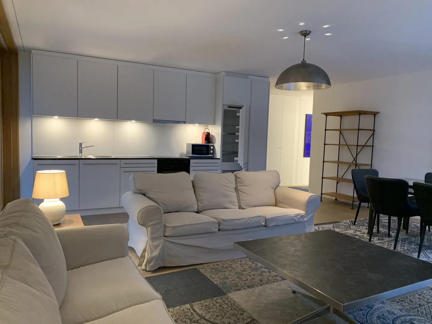 Appartement moderne avec terrasse - Photo 5 sur 8