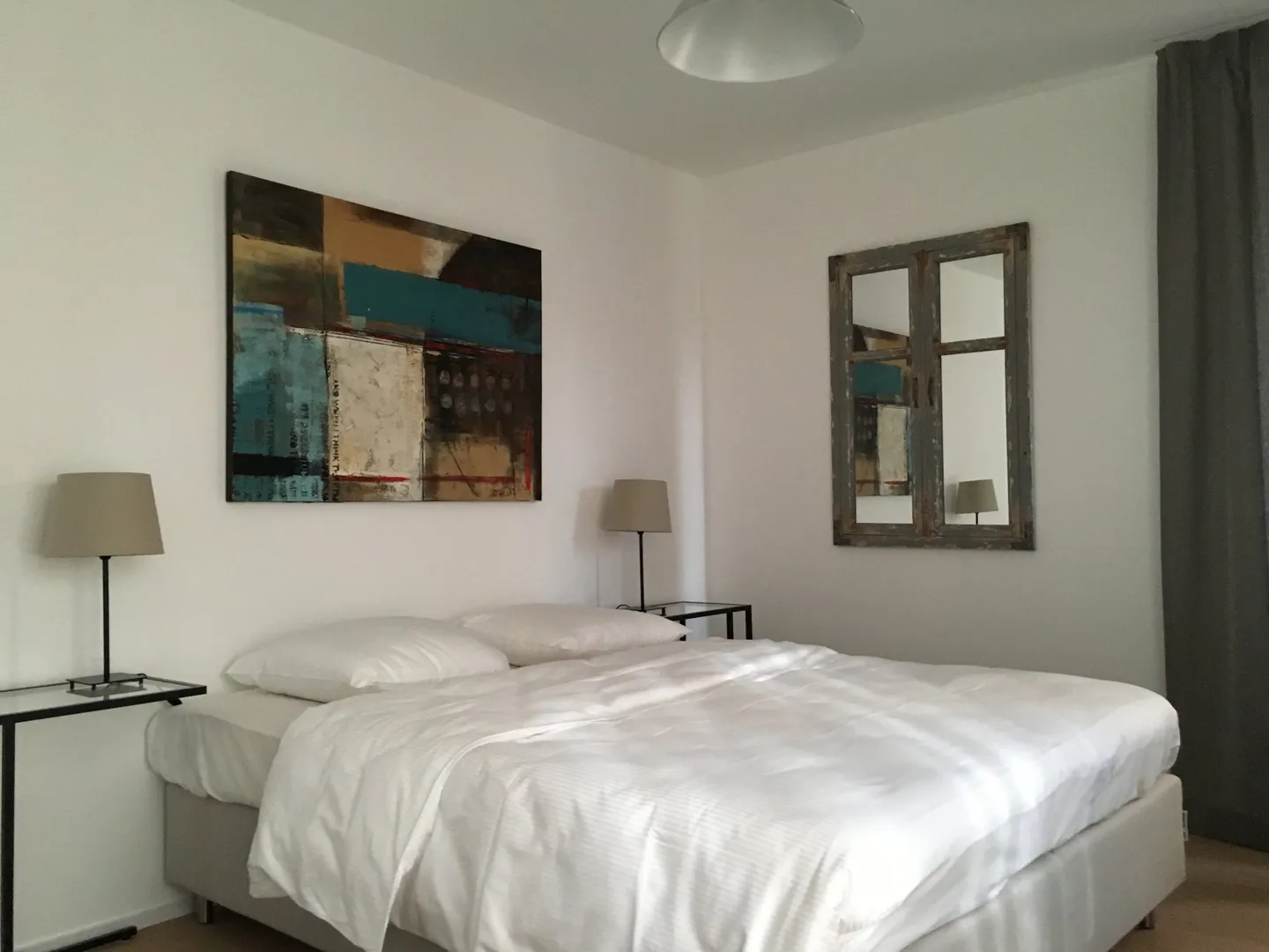 Appartement moderne avec terrasse - Photo 2 sur 8