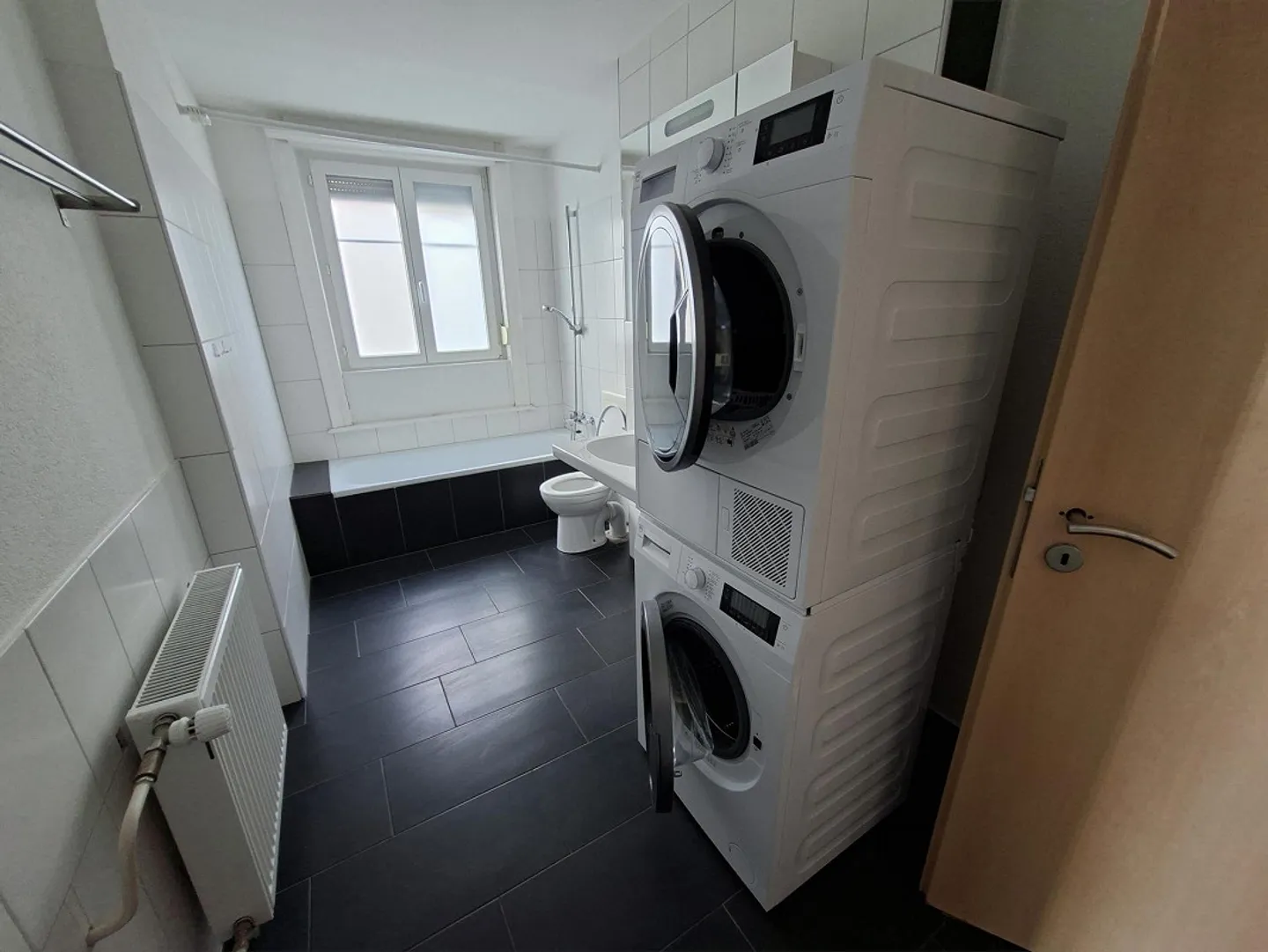 Great apartment with plenty of space and a large terrace - Photo 7 of 9