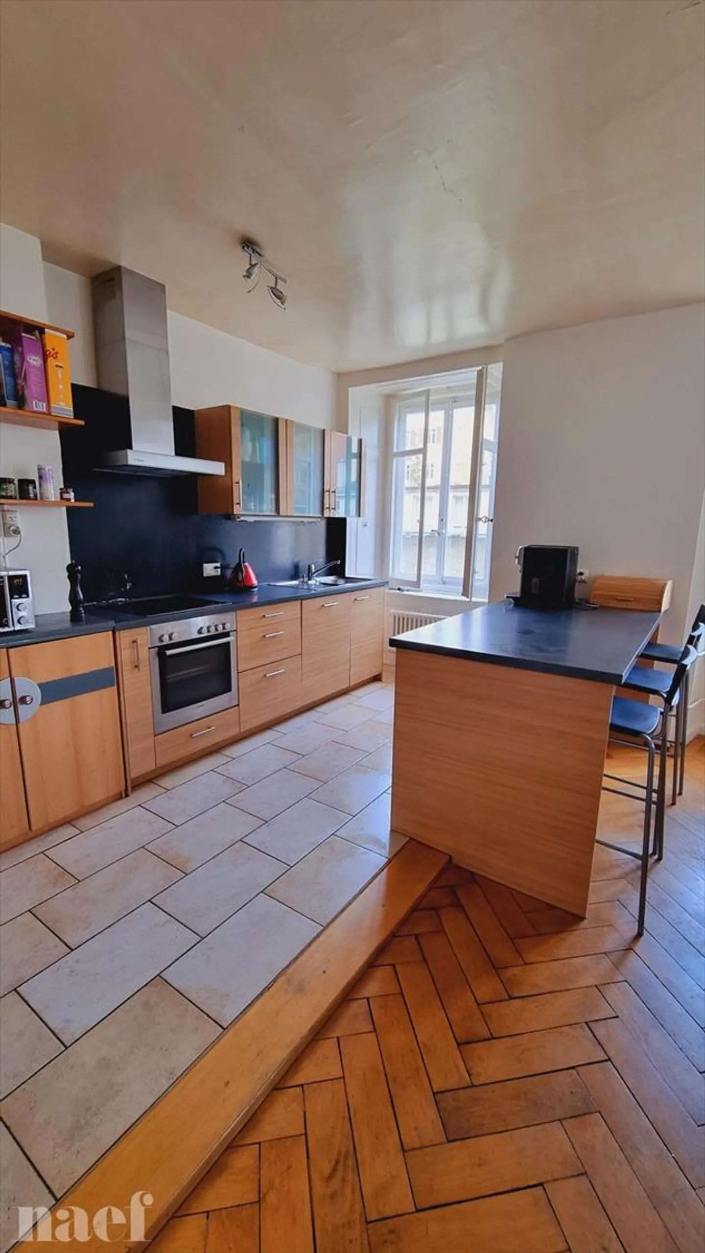 Appartement 6.5 pièces - Photo 1 sur 10