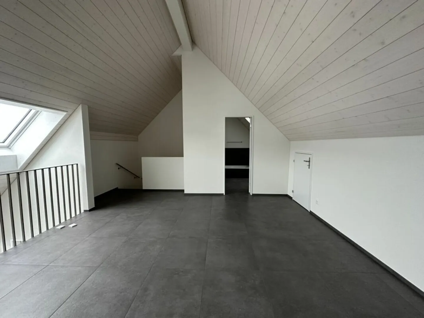 Brillante Maisonette dans le cœur de Madiswil - Photo 14 sur 20