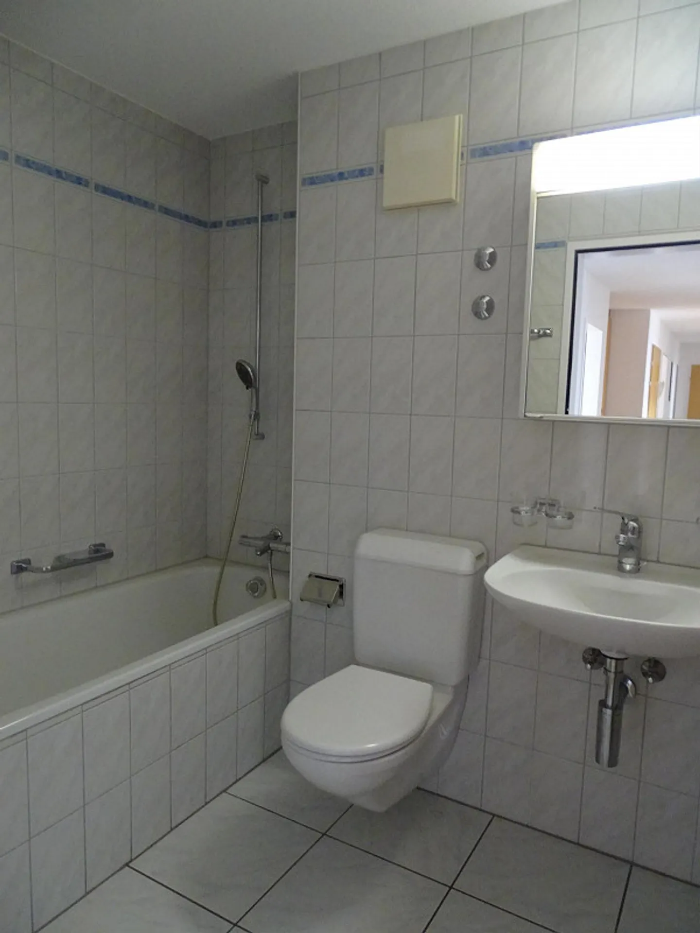 Zona residenziale tranquilla! - Foto 6 di 10