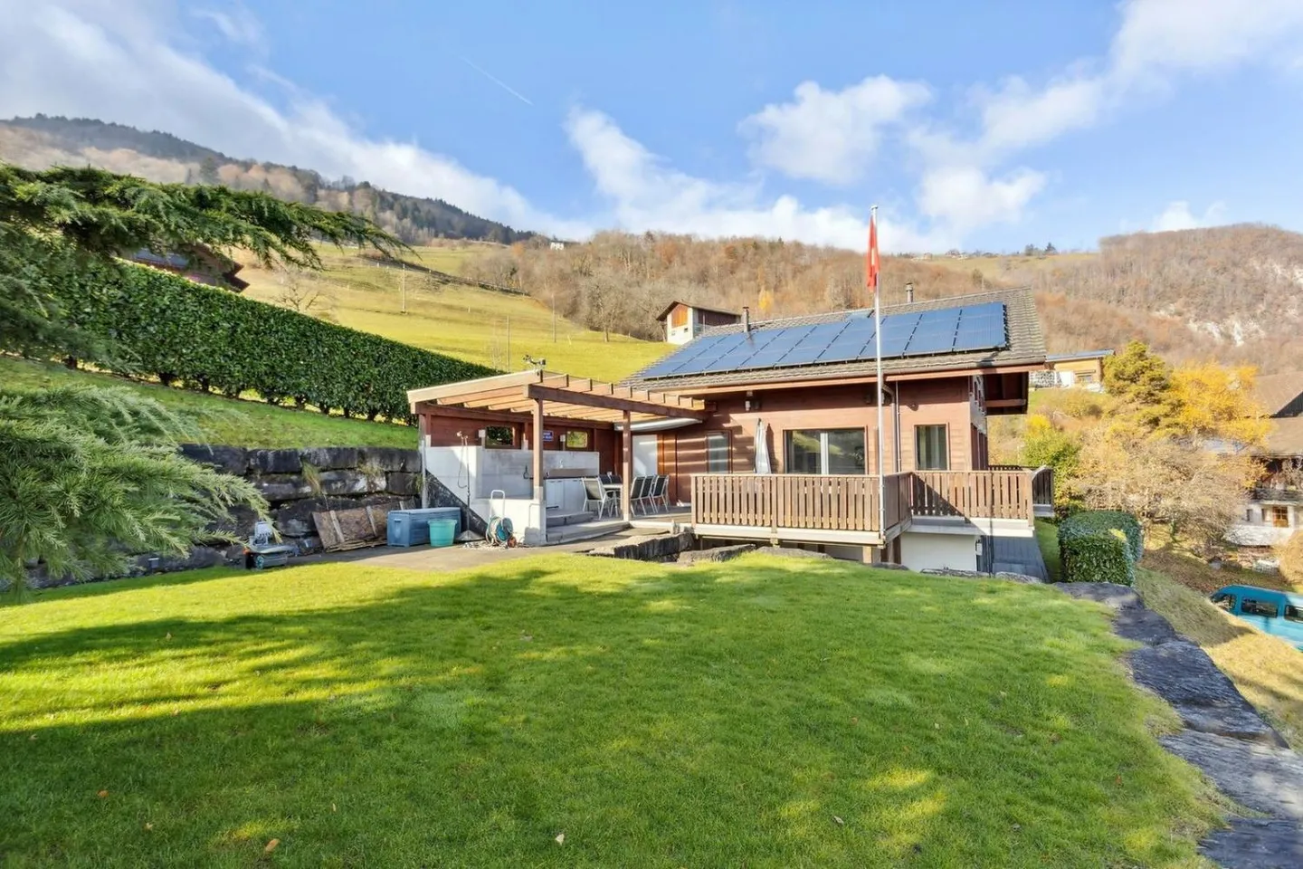 Chalet moderne avec vue imprenable - Photo 2 sur 13