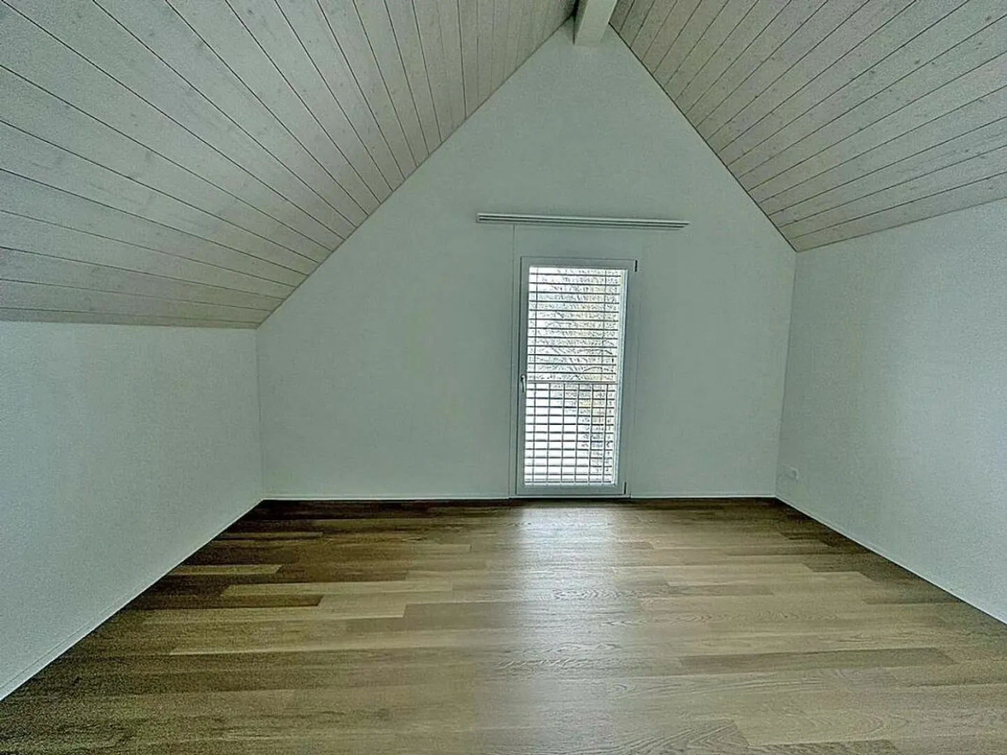 Brillante Maisonette dans le cœur de Madiswil - Photo 16 sur 20