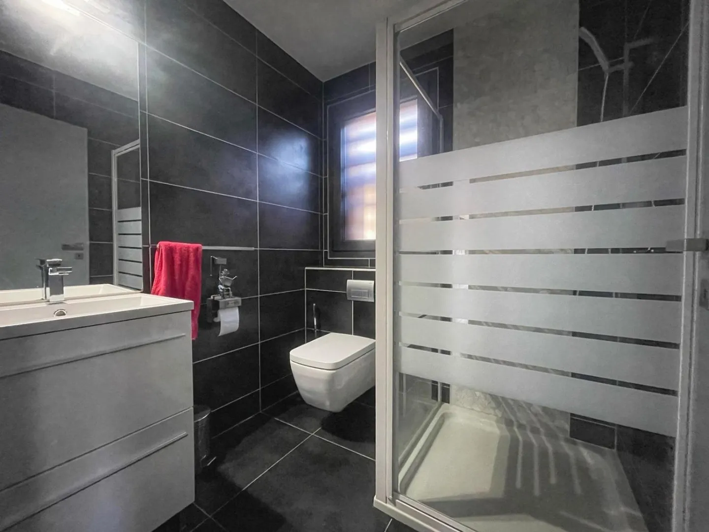 Chalet moderne avec vue imprenable - Photo 10 sur 13