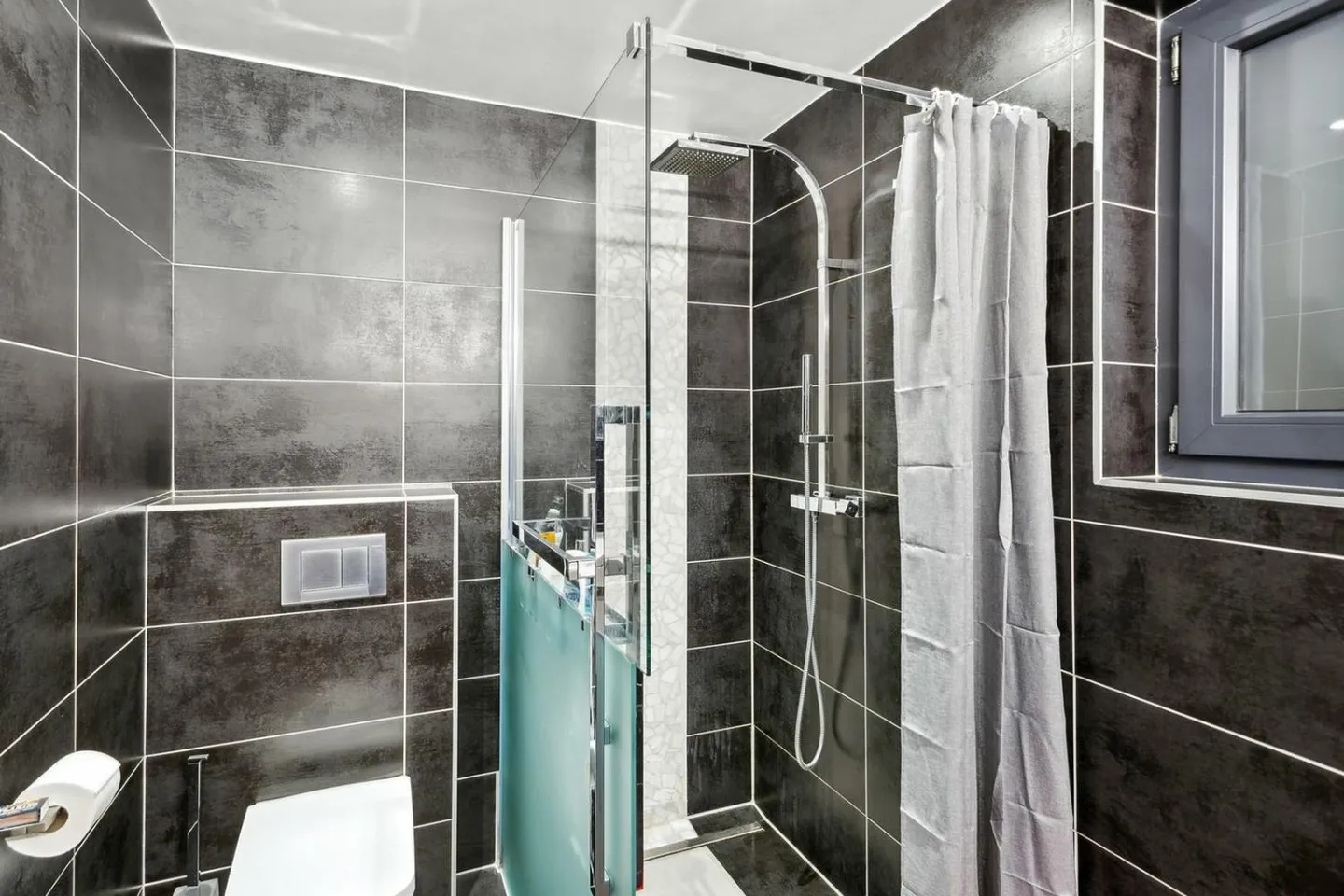 Chalet moderne avec vue imprenable - Photo 13 sur 13