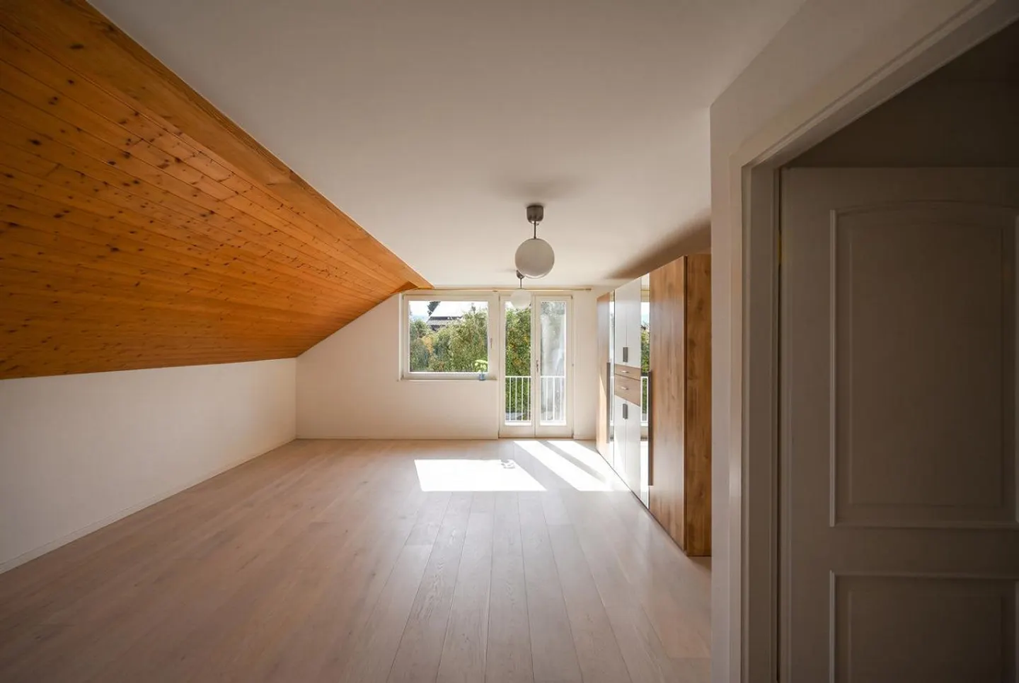Family Home with Stunning Views - Photo 10 of 12
