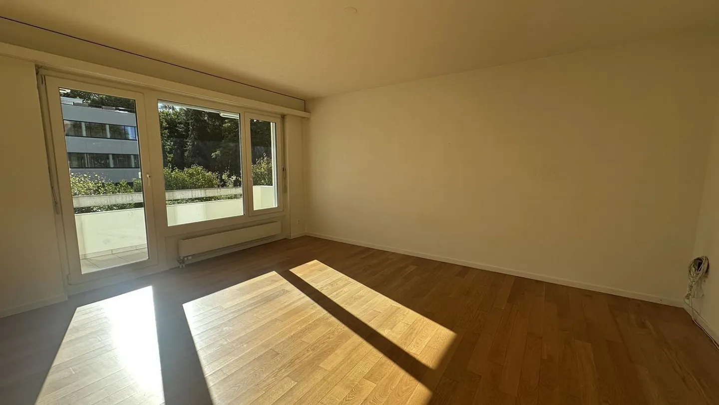 Spacious apartment in a quiet location - Photo 11 of 13