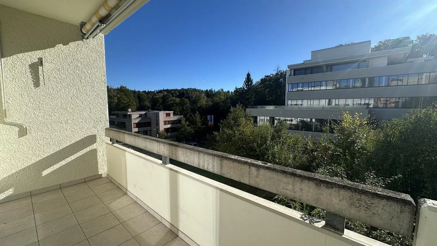 Spacious apartment in a quiet location - Photo 12 of 13