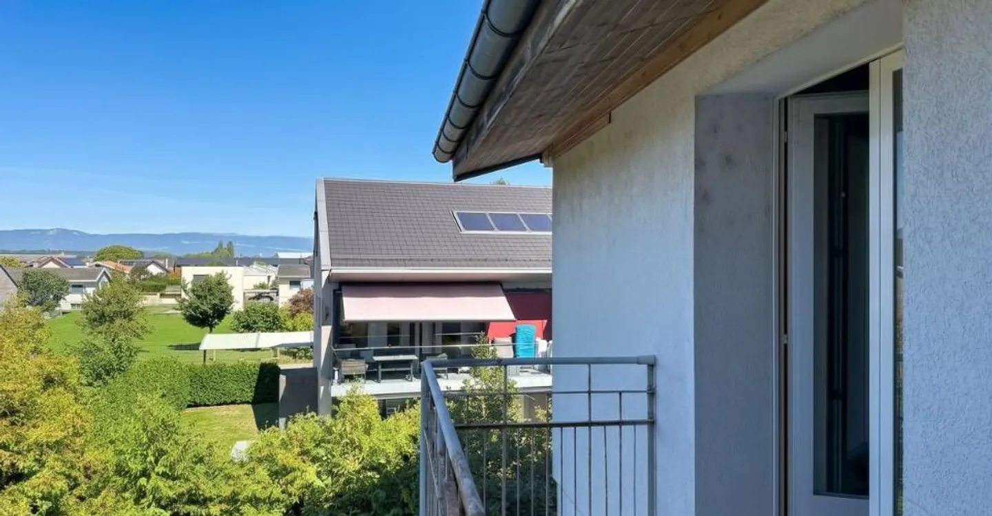 PAYERNE - sehr großes Haus komplett zu renovieren auf großem Grundstück in Wohngegend - Foto 6 von 7