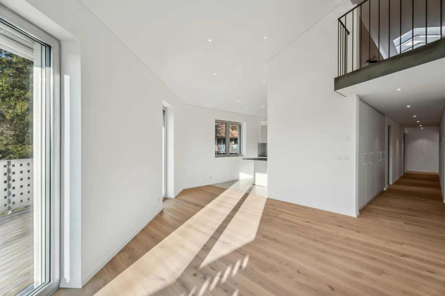 Attique élégant avec terrasse - Photo 4 sur 20