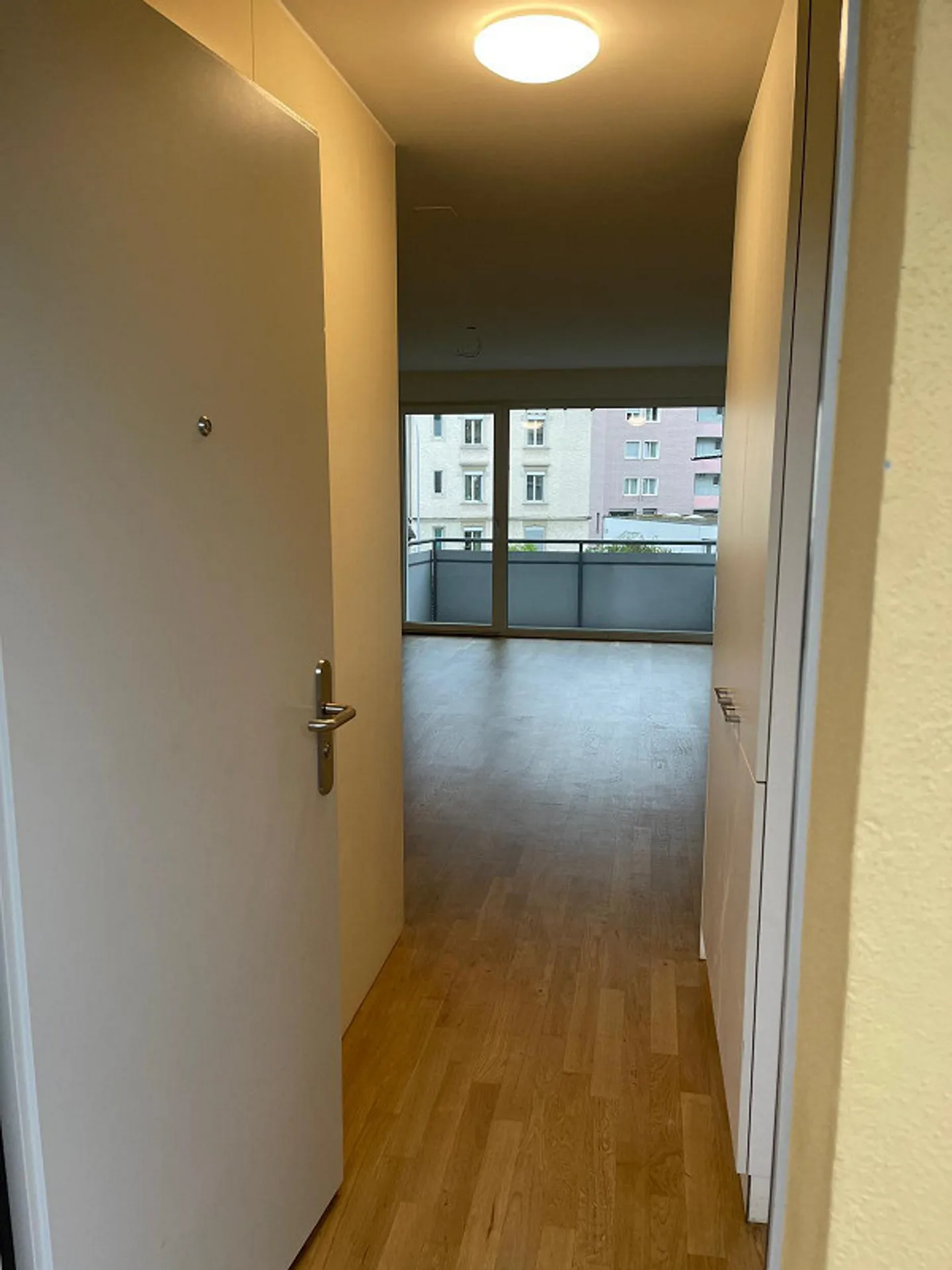 Appartamento moderno e tranquillo di 3,5 stanze con balcone nel quartiere di St. Otmar - Foto 9 di 12