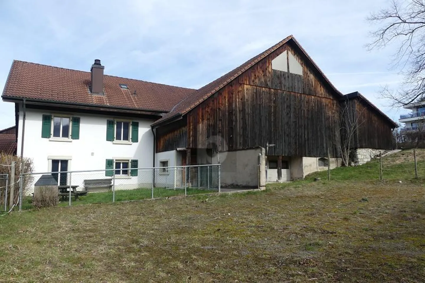 Ferme de charme à rénover - Photo 1 sur 6