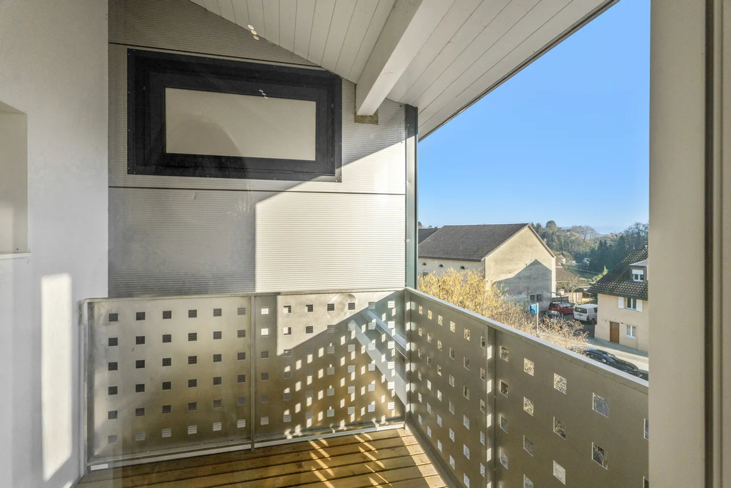 Attique élégant avec terrasse - Photo 19 sur 20