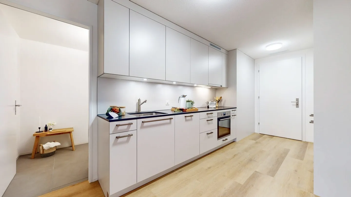 Modern Apartment in Burgdorf - Photo 2 of 11