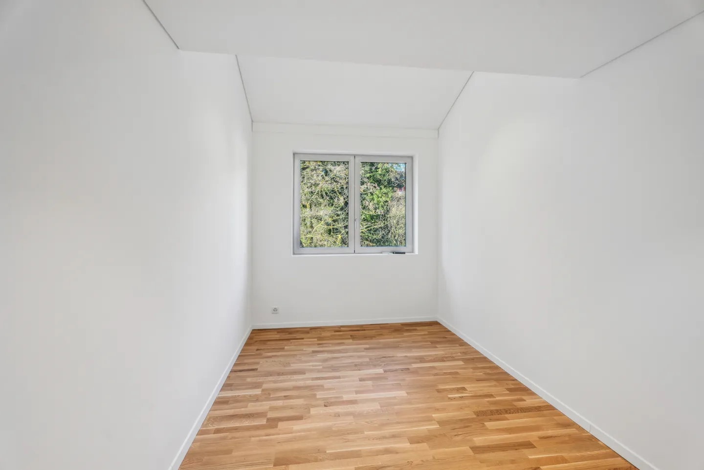 Attique élégant avec terrasse - Photo 15 sur 20