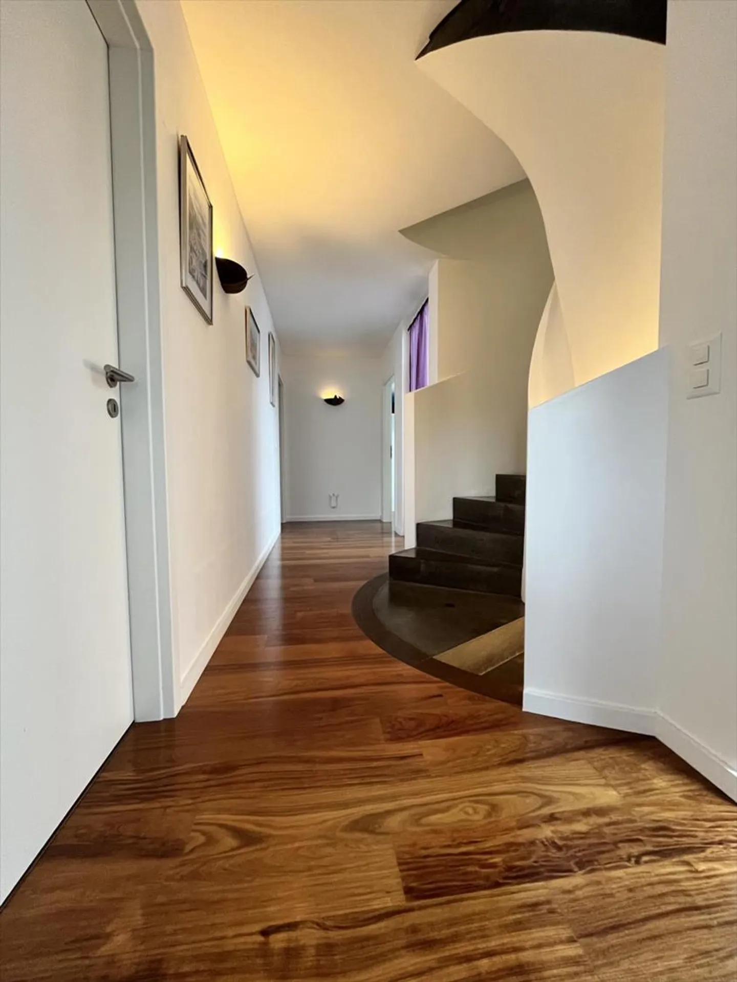 7-Zimmer Reihenhaus - Foto 4 von 13