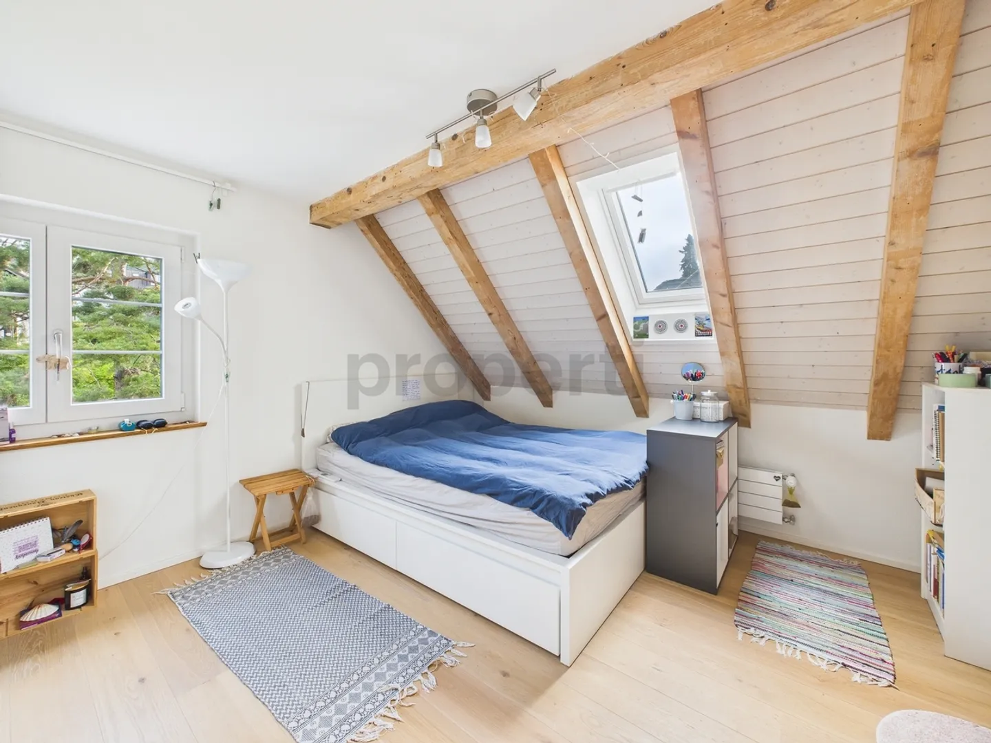 Appartement meublé de 3,5 pièces avec vue sur le lac à Erlenbach ZH - Photo 7 sur 13