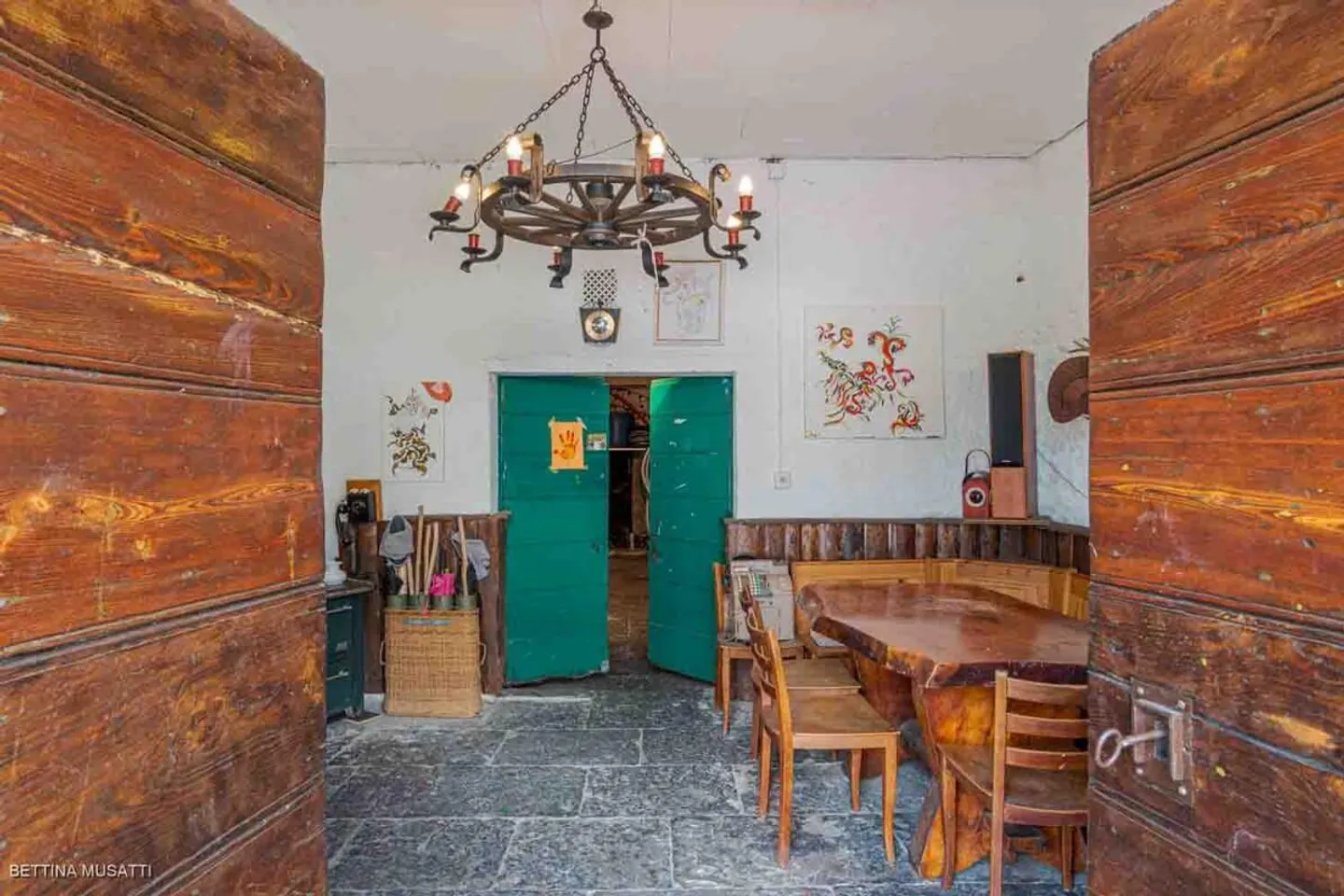 CAPOLAGO – TYPISCHES HAUS MIT KELLER: TRADITION UND ENTSPANNUNG - Foto 11 von 14