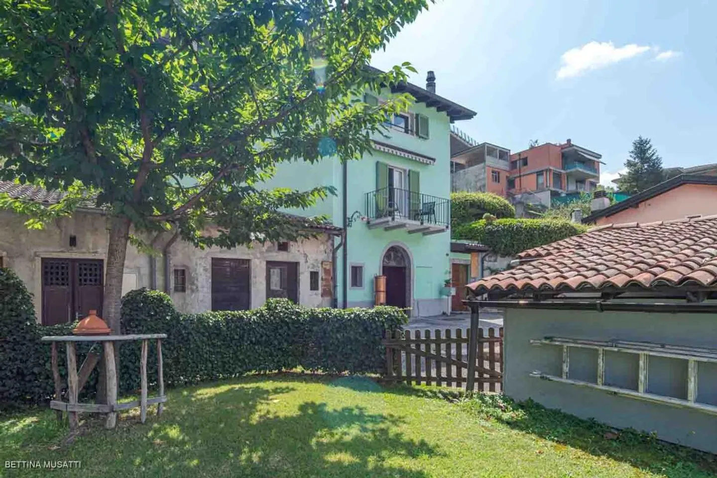 CAPOLAGO – TYPISCHES HAUS MIT KELLER: TRADITION UND ENTSPANNUNG - Foto 13 von 14