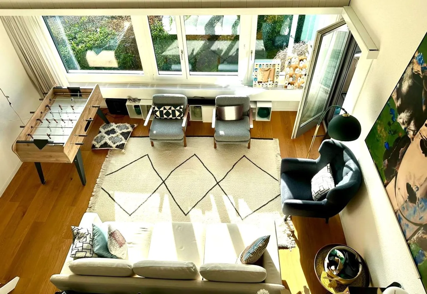 Semi-Detached 5.5-Room Apartment in Zurich - Fluntern (District 7) - Photo 1 of 9