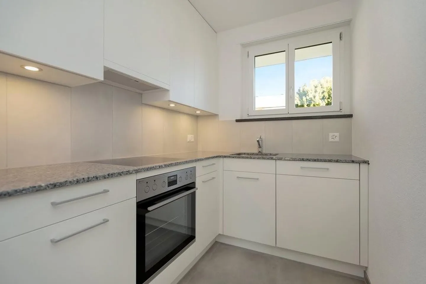 Appartamento di 3 stanze recentemente ristrutturato - Foto 8 di 9