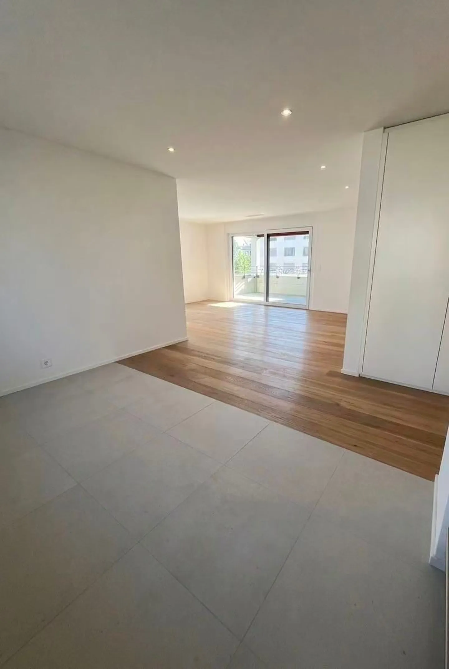 Moderne 3.5-Zimmer-Wohnung in Zürich - Foto 5 von 13