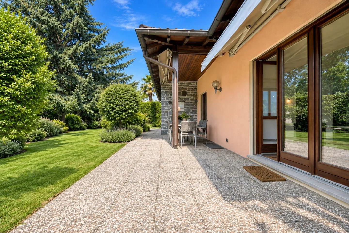 Appartement spacieux avec grand jardin dans un quartier calme - Photo 2 sur 17