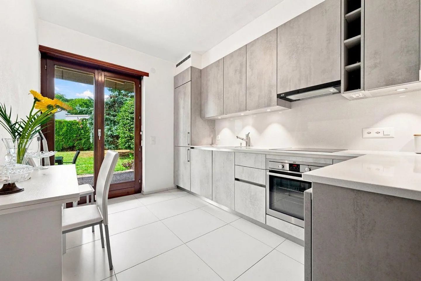 Appartement spacieux avec grand jardin dans un quartier calme - Photo 7 sur 17
